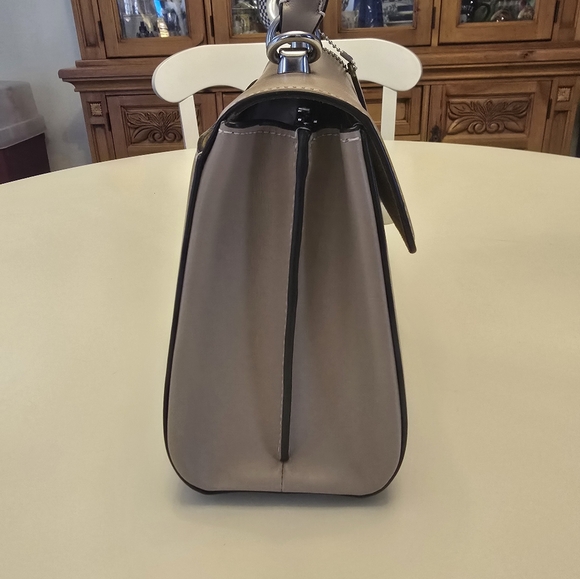 Coach Eliza Top Handle - Picture 3 of 8